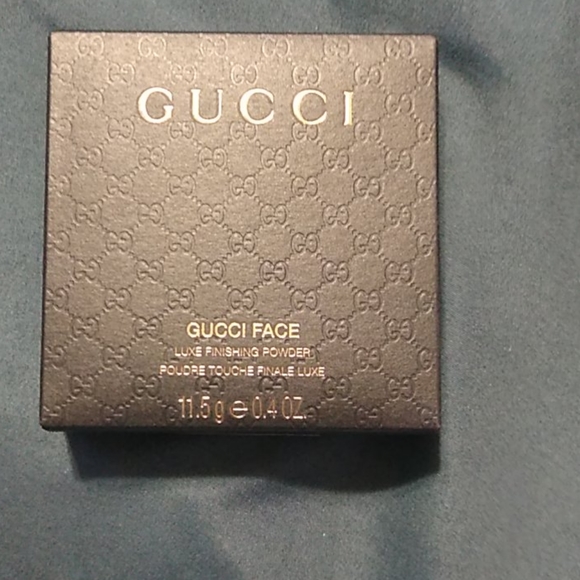 Gucci Makeup Gucci Face Luxe Finishing Powder 50 Poshmark